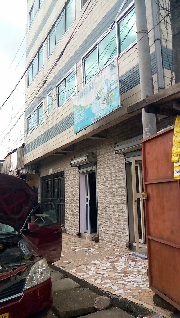 Department store Jobis, Douala, photo