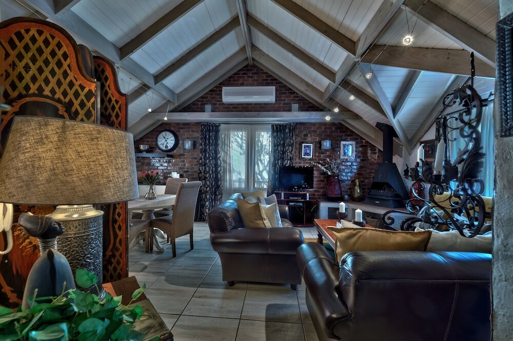 Фото Los Olivos at The Yard