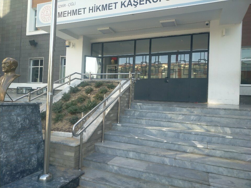 School Mehmet-Hikmet Kaserci Middle School, Izmir, photo