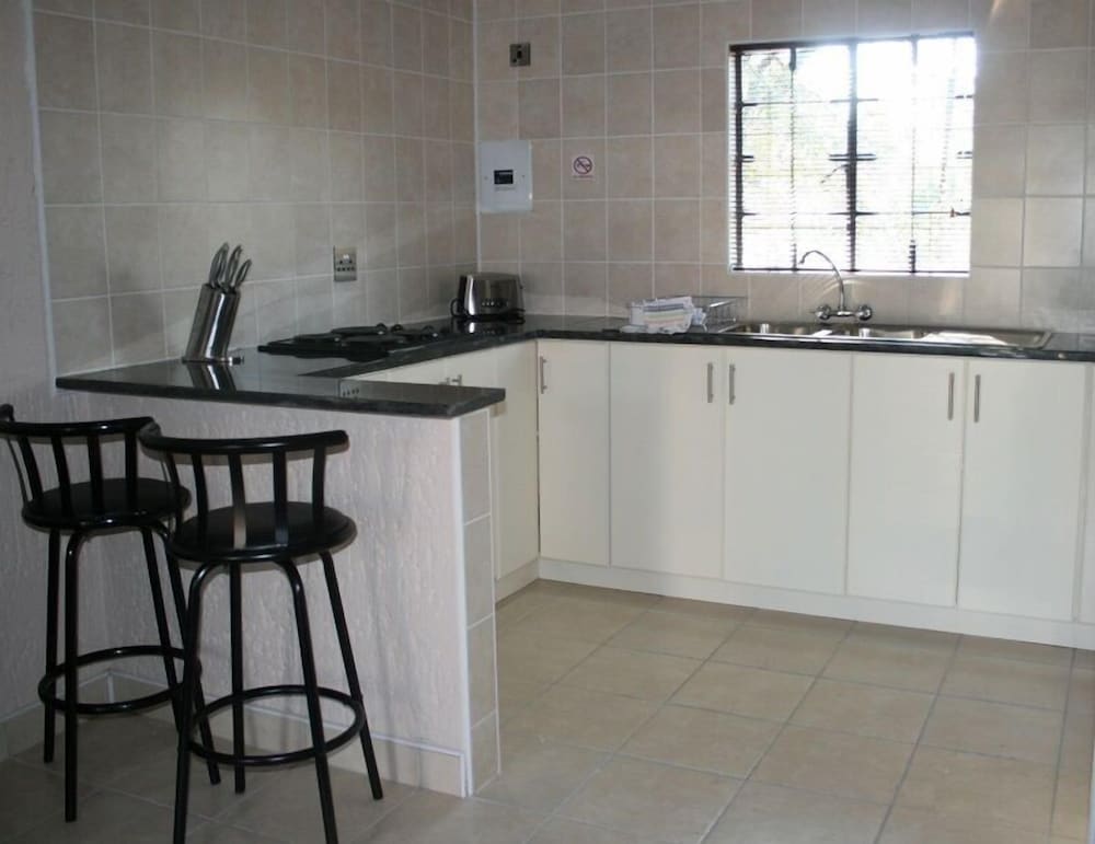 Фото Queness Inn