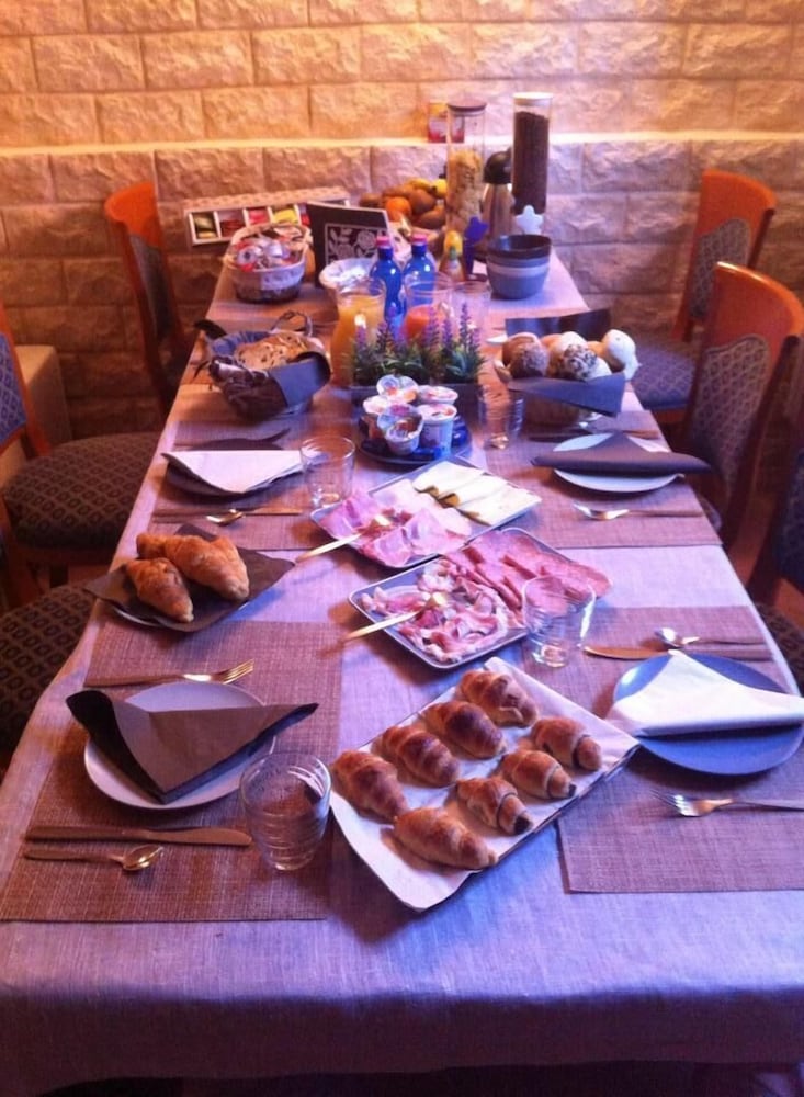 Фото 7 Archi Bed & Breakfast