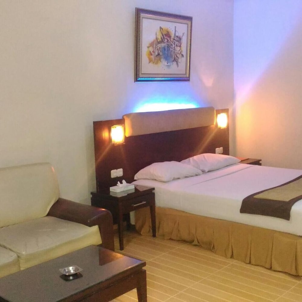 Фото D'Arcici Plumpang