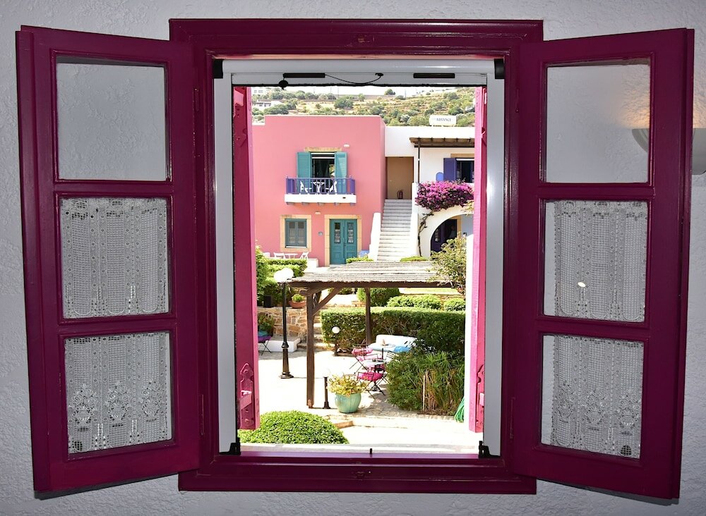 Фото Hotel Nefeli