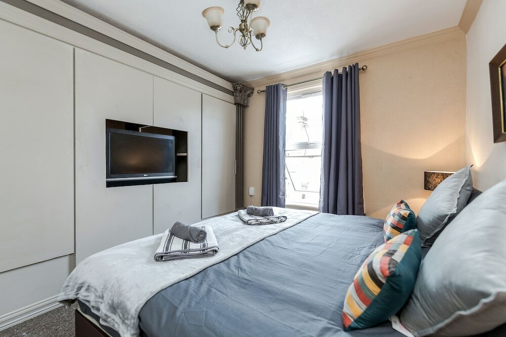 Фото Watford General Suites