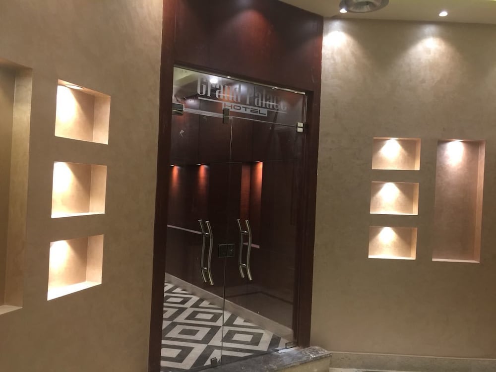 Фото Grand Palace Hotel