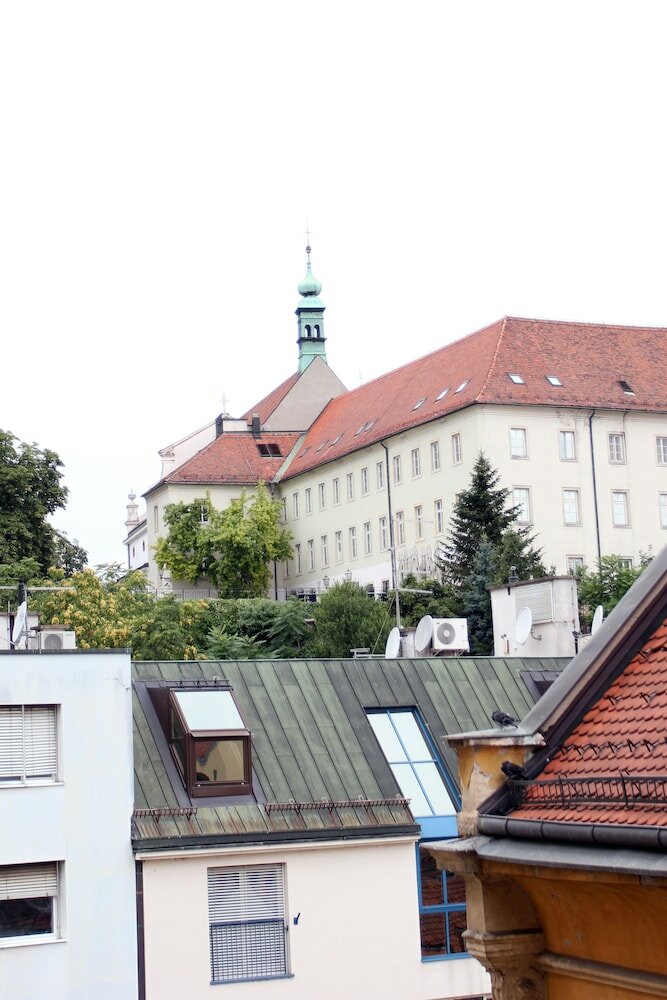 Фото Dolac one apartments