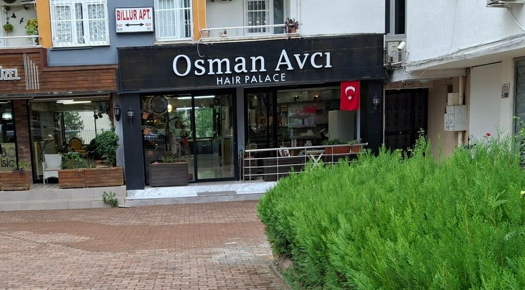 Hairdresser Osman Avci, Adana, photo