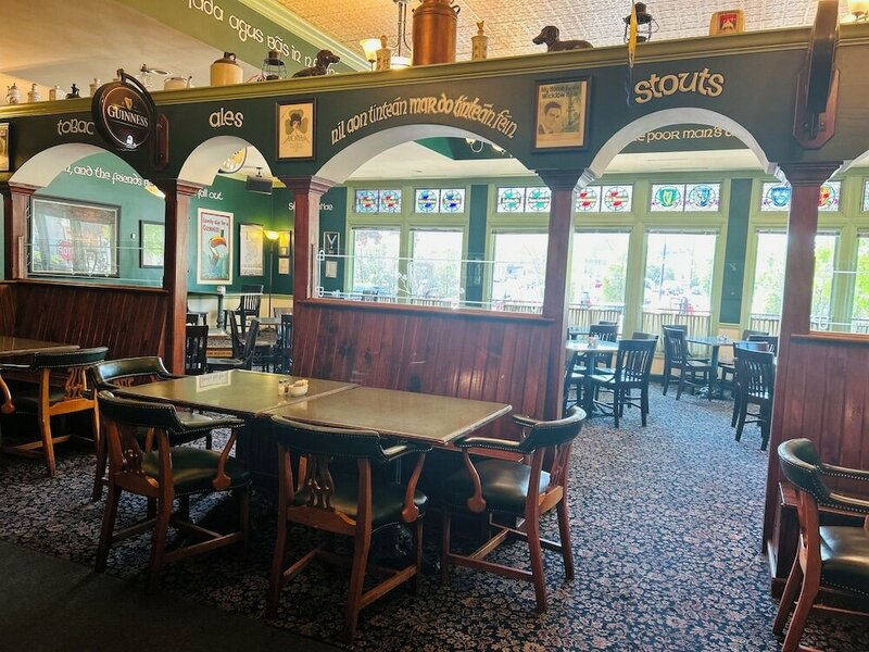 Гостиница County Clare Irish Hotel & Pub