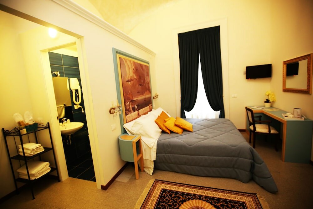 Фото La Bella Napoli B&b