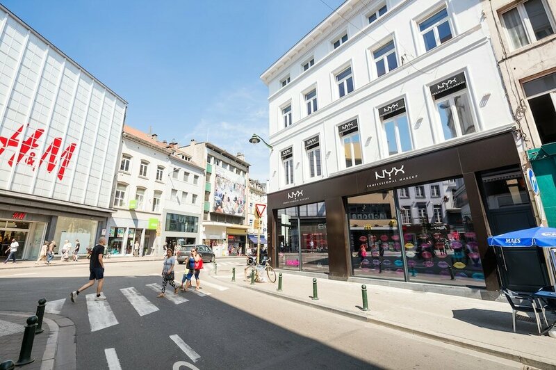 Гостиница Smartflats City - Toison D Or