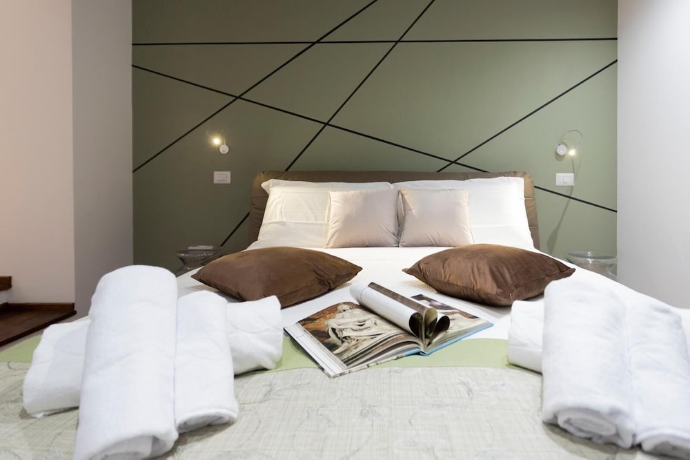 Фото Sofia alla VII coortein trastevere