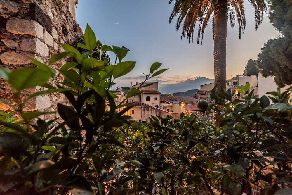 Фото Medousa Bistrot & Suites