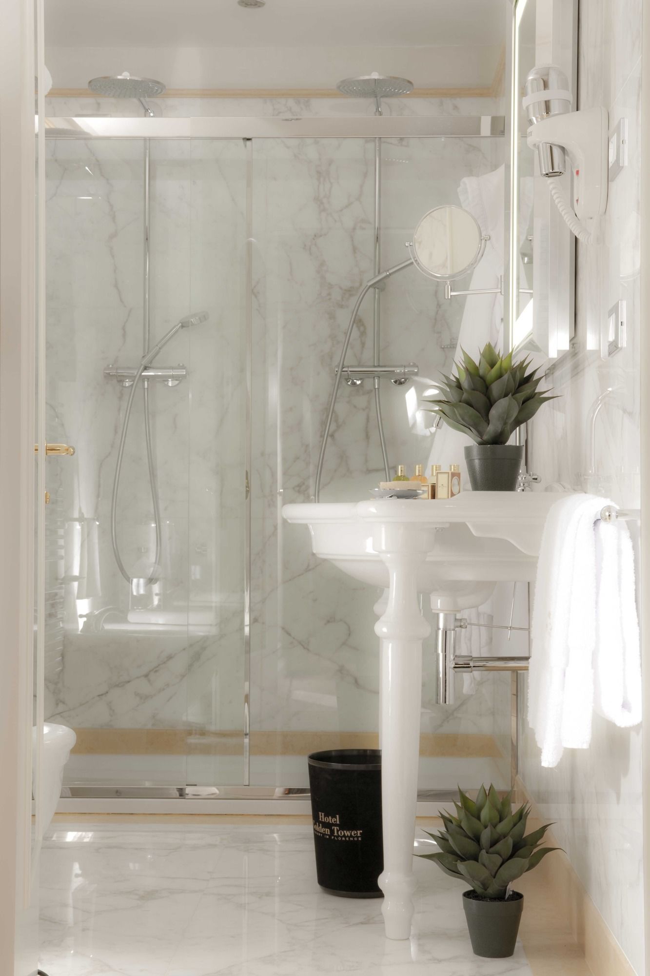 Фото Golden Tower Hotel And SPA