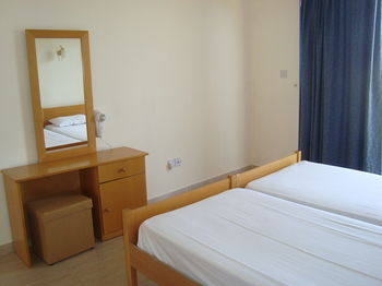 Фото Socrates Apartments