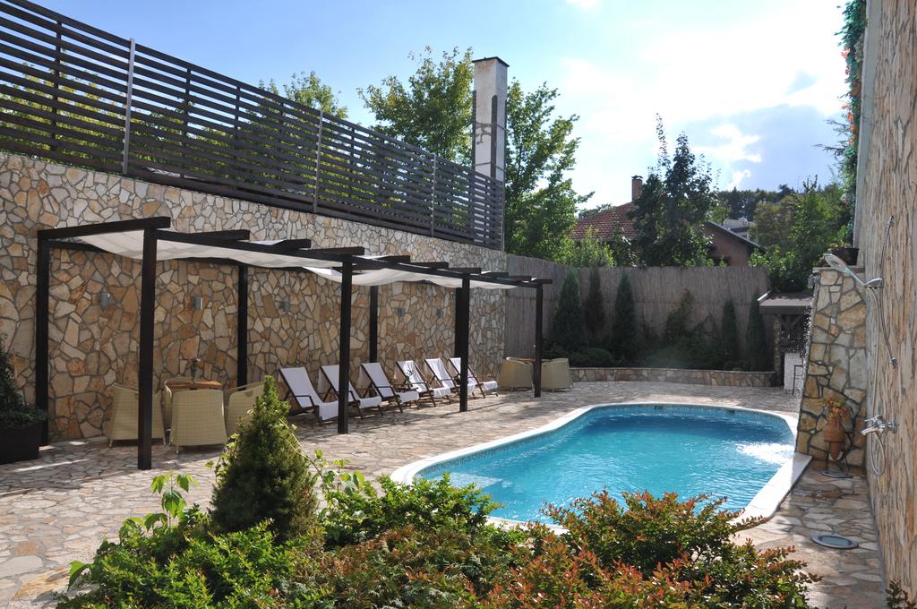 Фото Belgrade Boutique Hotel