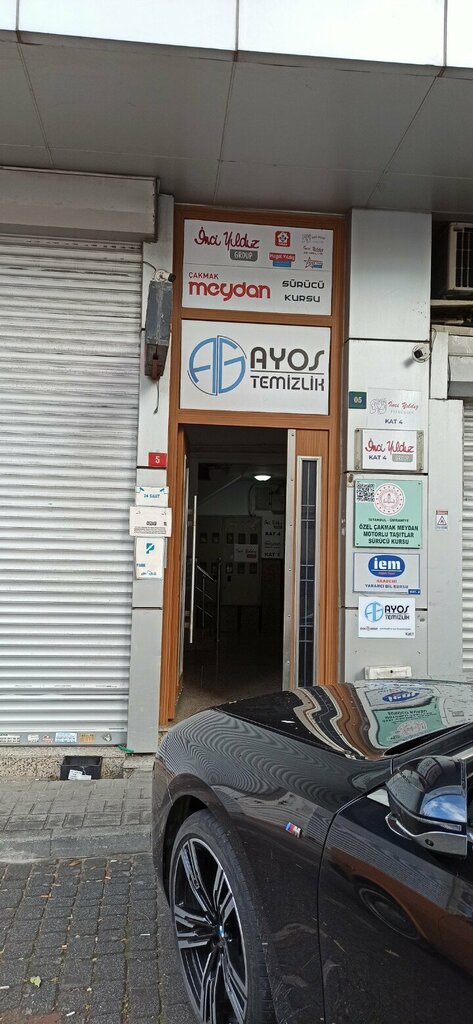 Foreign language courses Iem Academy Foreign Language Course, Istanbul, photo