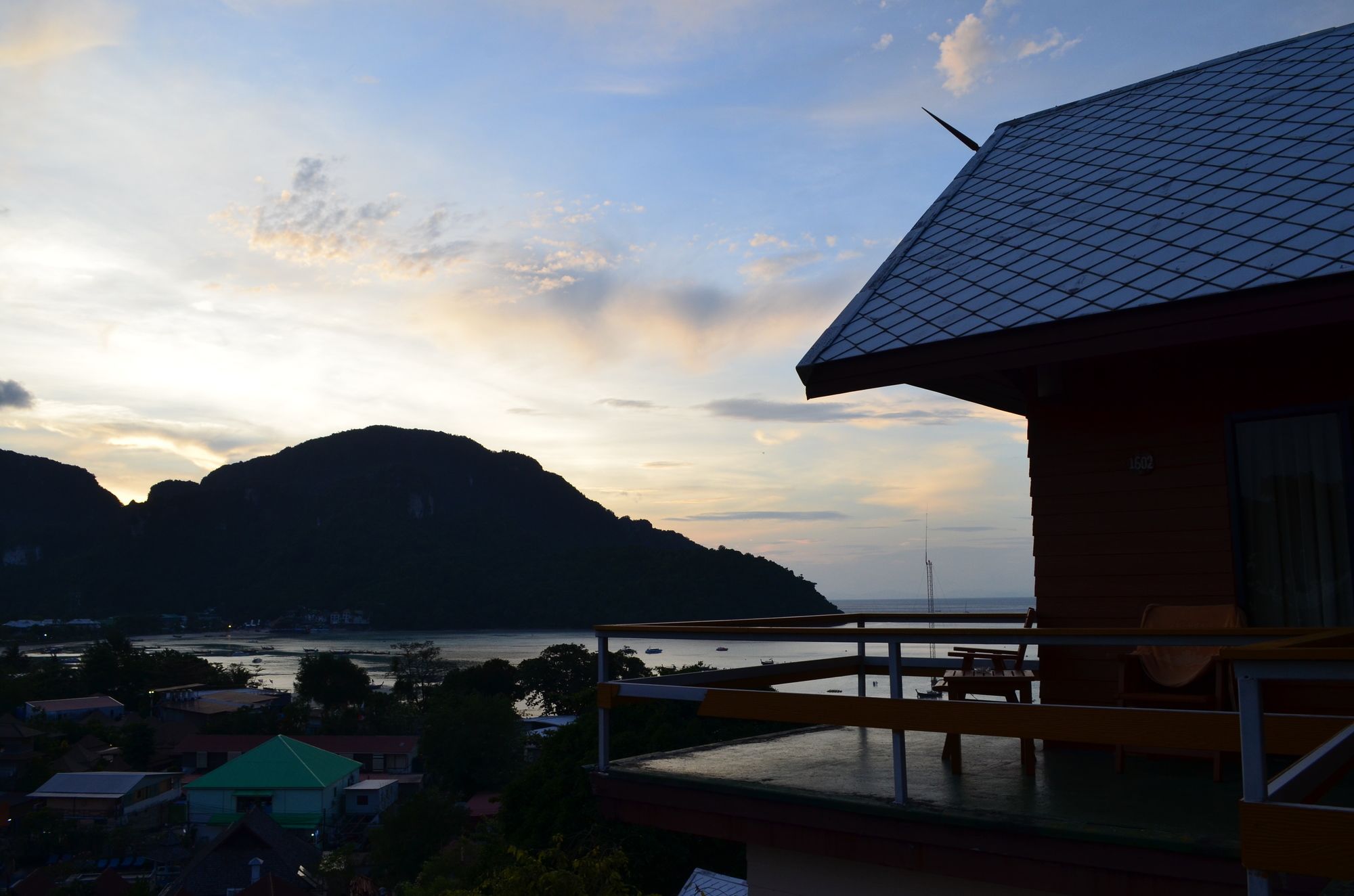 Фото Phitharom PP Resort