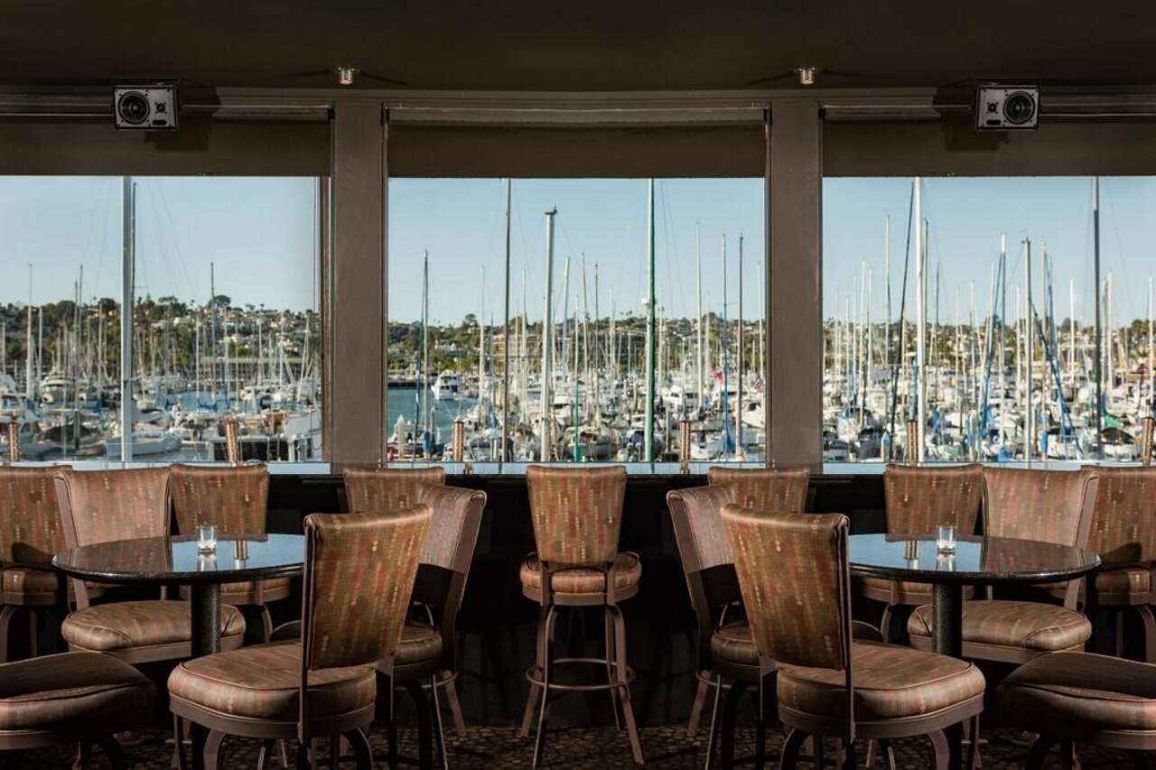 Фото Humphreys Half Moon Inn