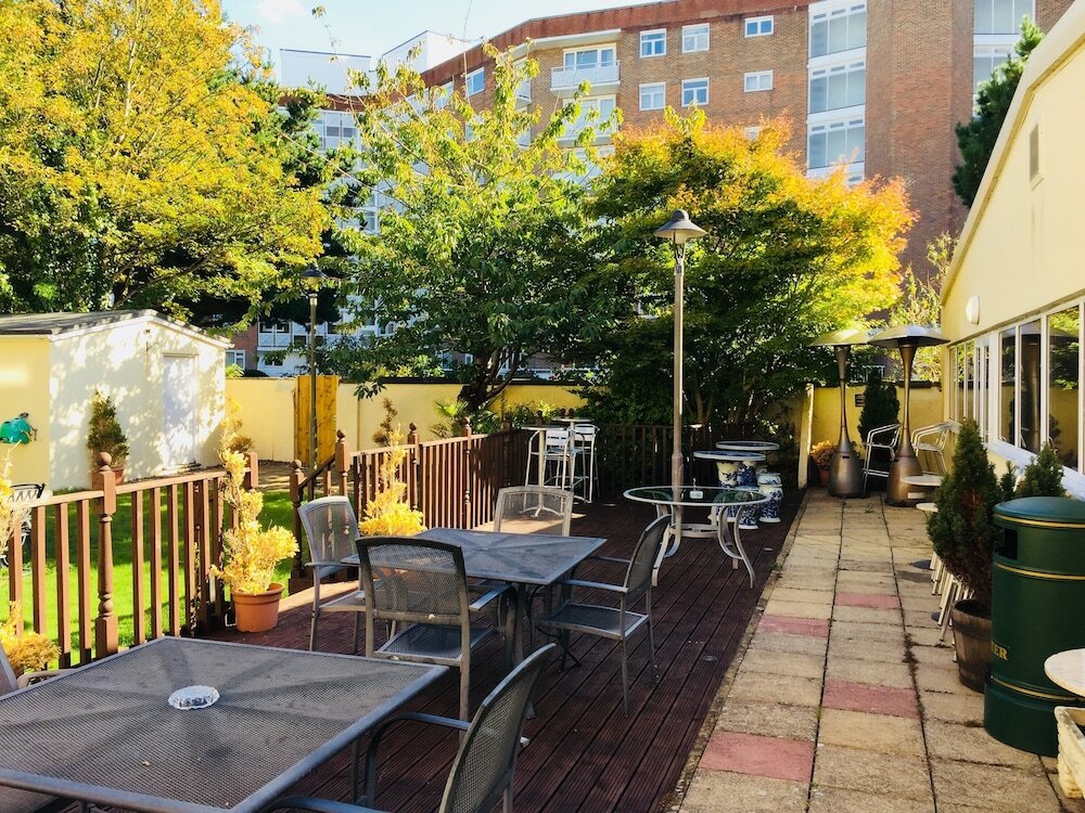 Фото отеля 3