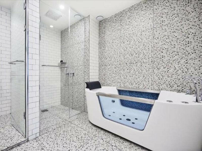 Фото Hotel Intro