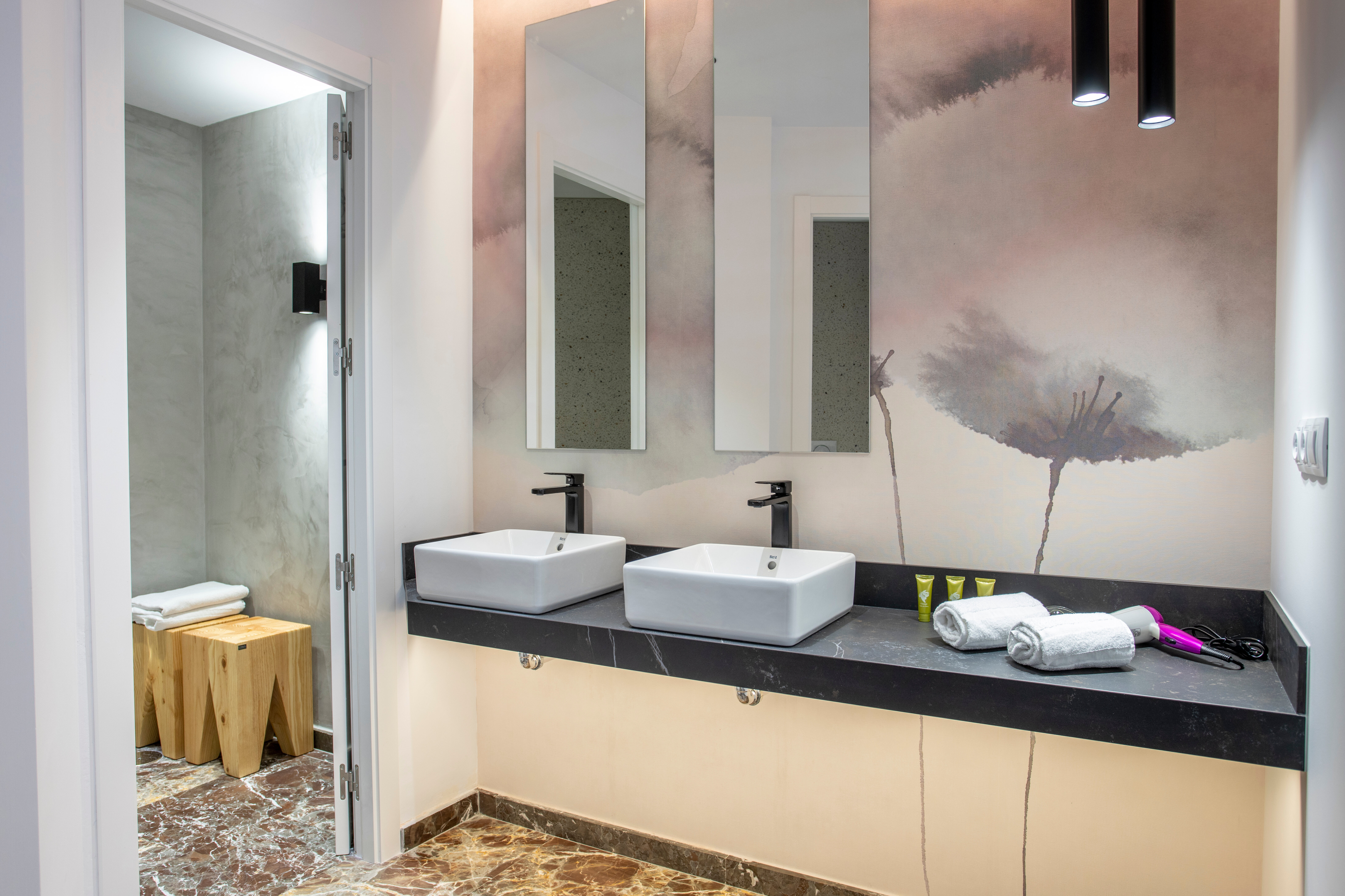 Фото Apartamentos San Jaime Center Suites