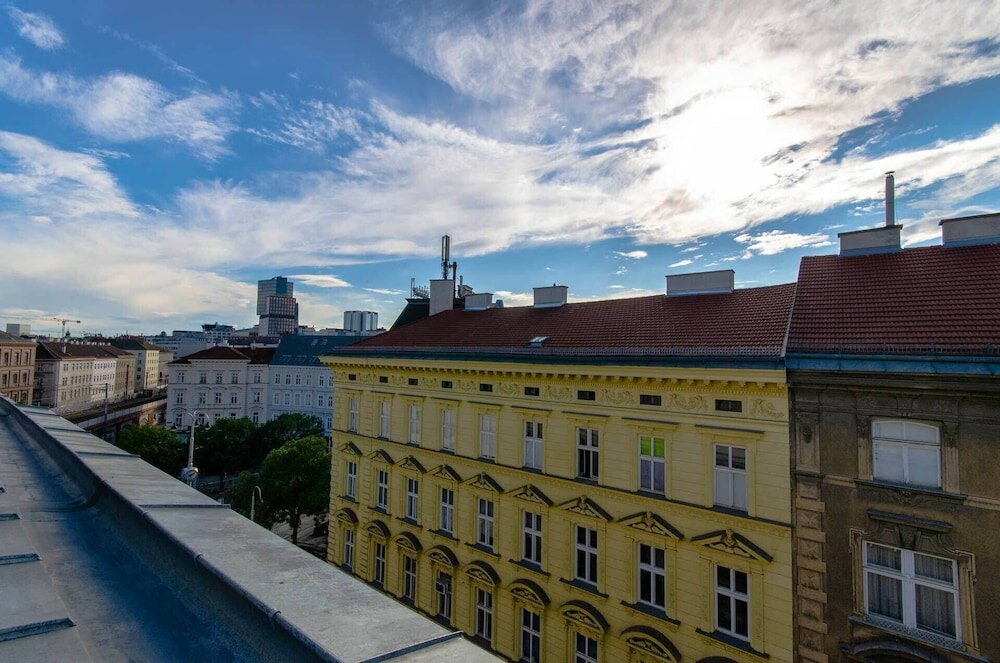 Фото Grand Quarters City Residence