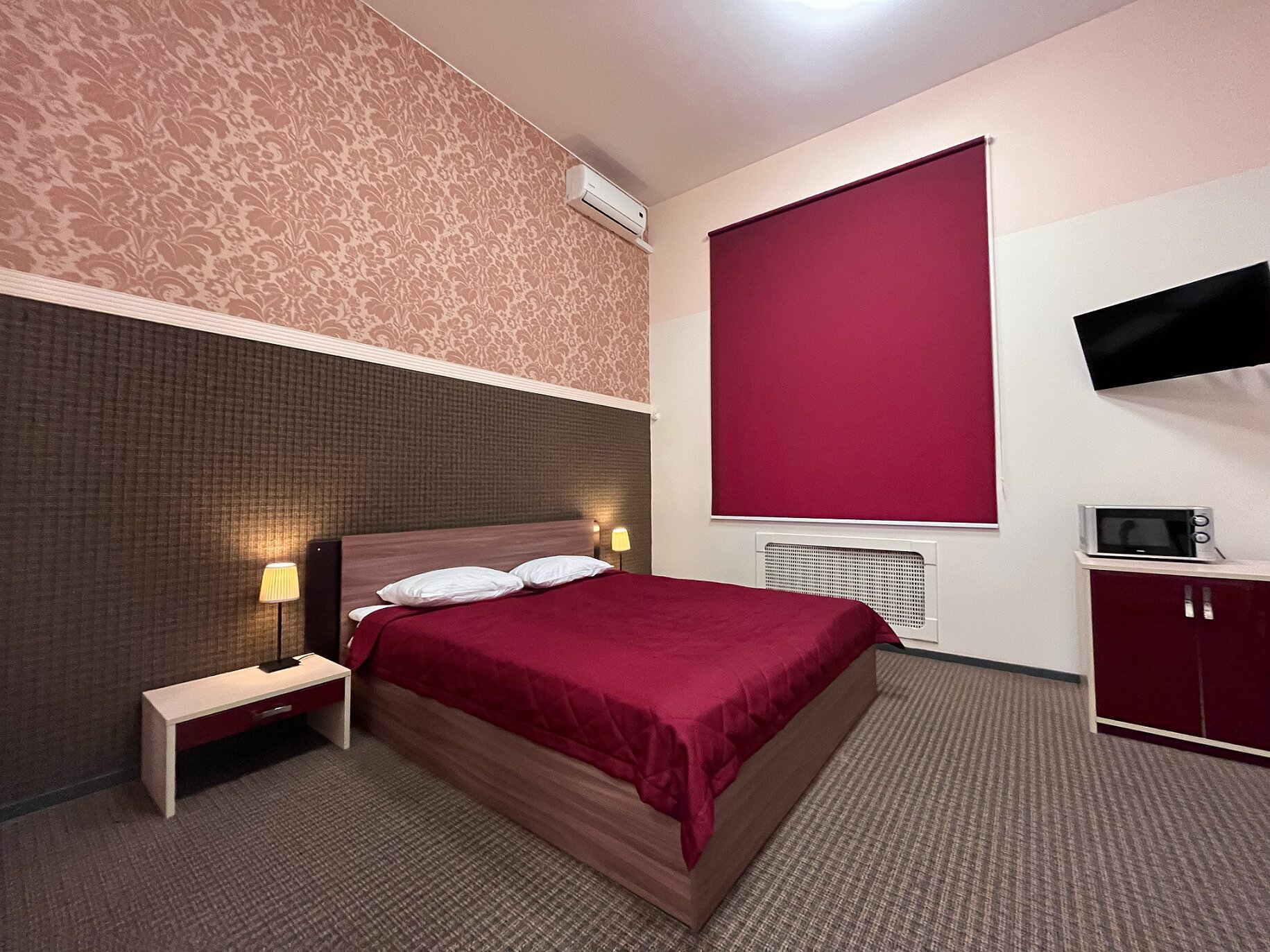 Фото Демократ