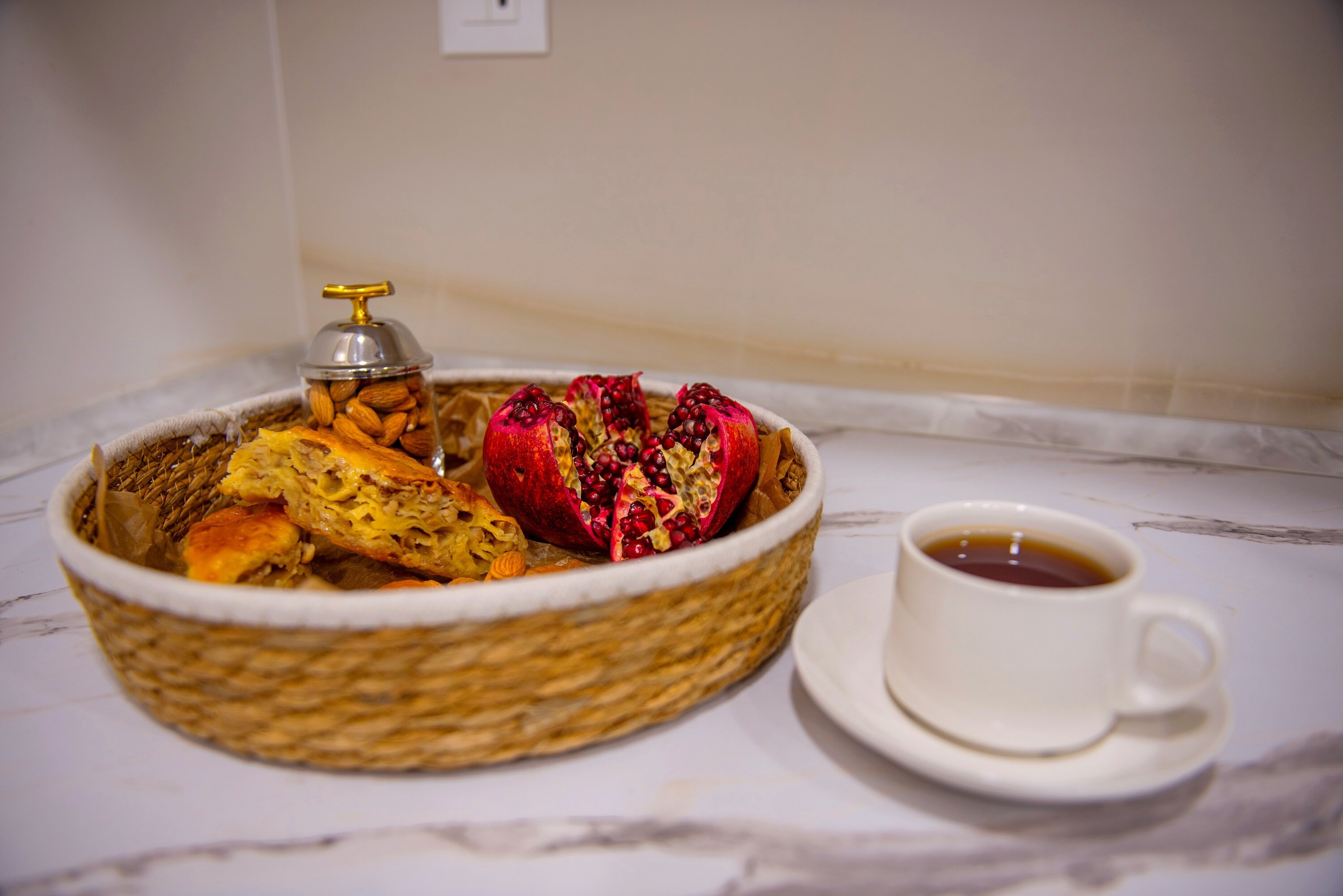 Фото The House Hotel