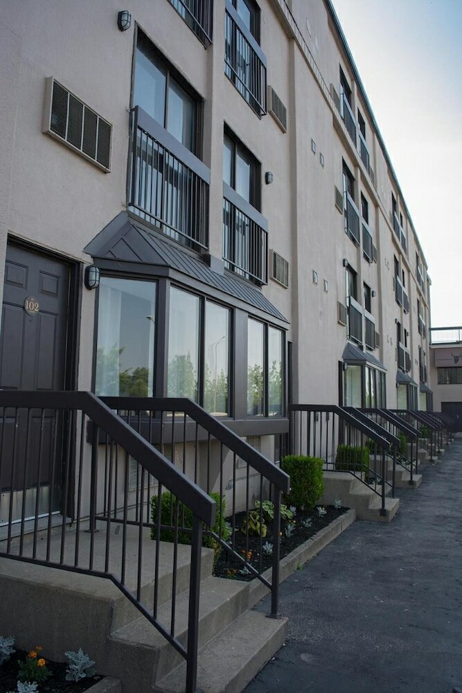 Фото River Rapids Inn