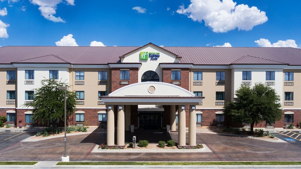 Фото Holiday Inn Express & Suites Midland Loop 250, an Ihg Hotel