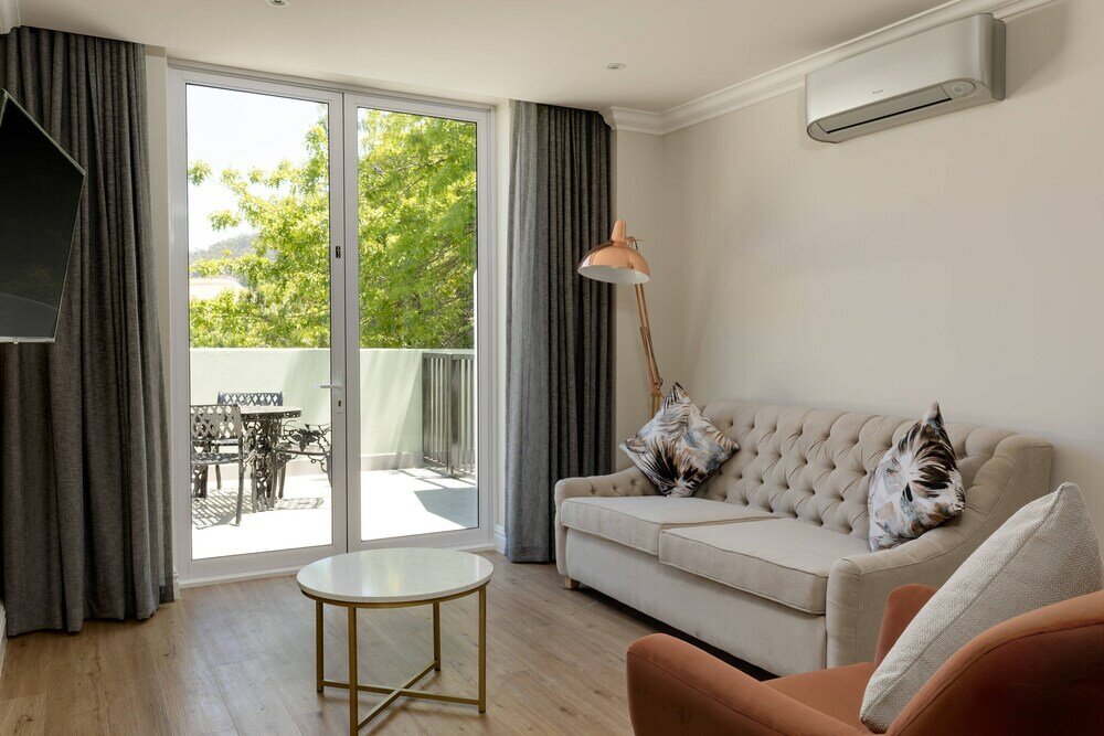 Фото Protea Hotel by Marriott Franschhoek