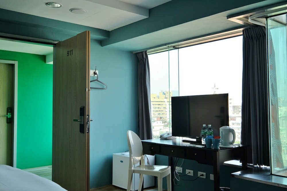 Фото Happy Inn & Hostel