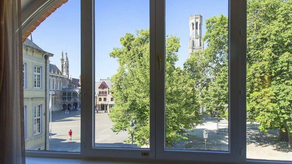 Фото Crowne Plaza Bruges