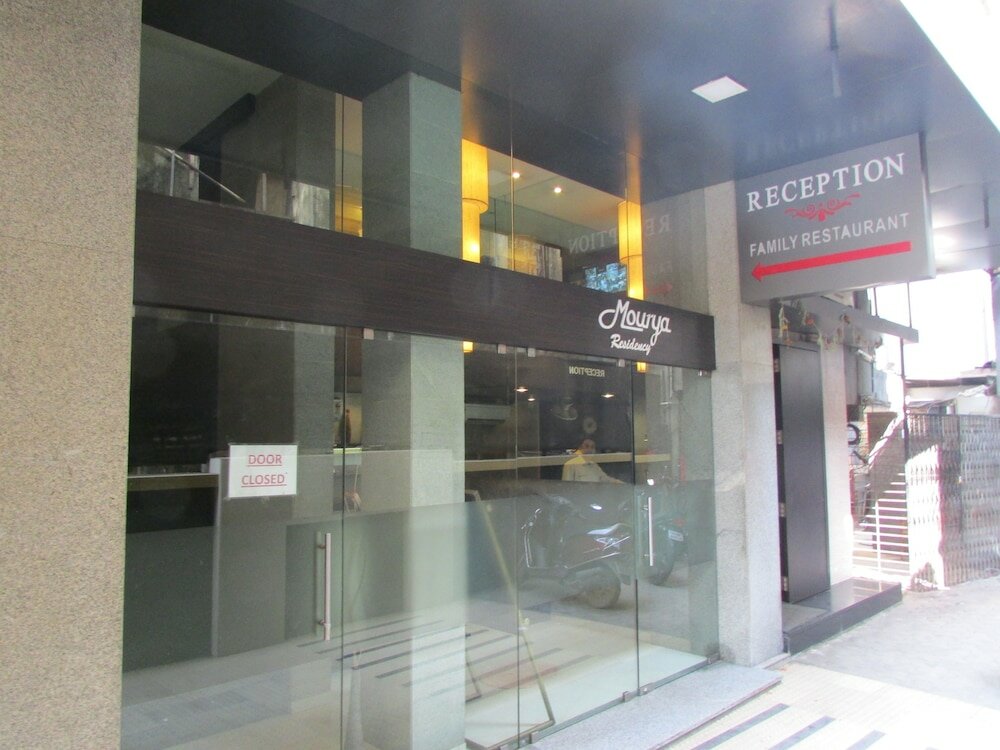 Фото Hotel Mourya Residency