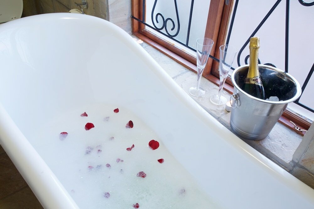 Фото Sea Whisper Guest House & Self Catering