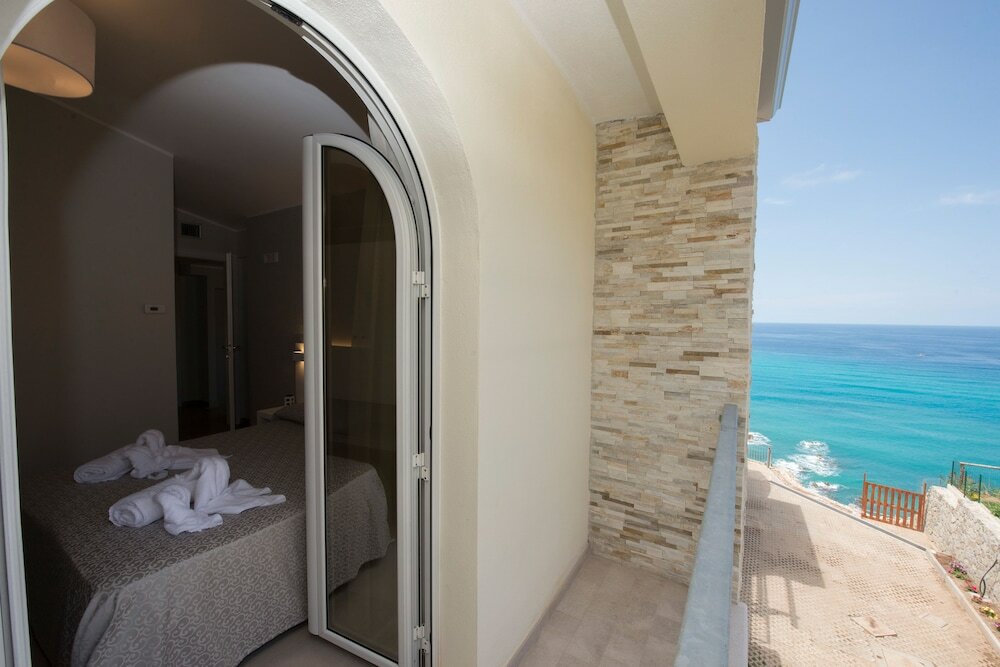 Фото Borgo degli Dei - Affittacamere Poseidone