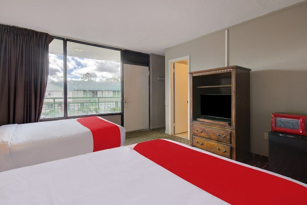 Фото Oyo Hotel Douglas Ga Us 441