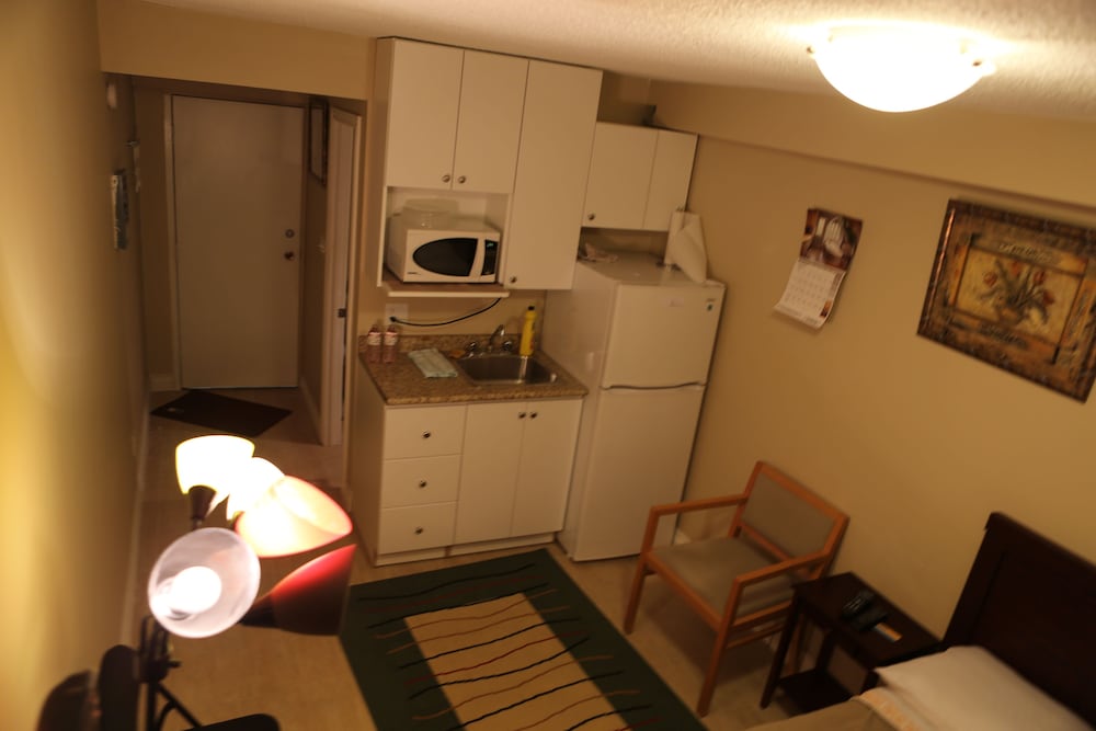 Фото Toronto Furnished Rooms