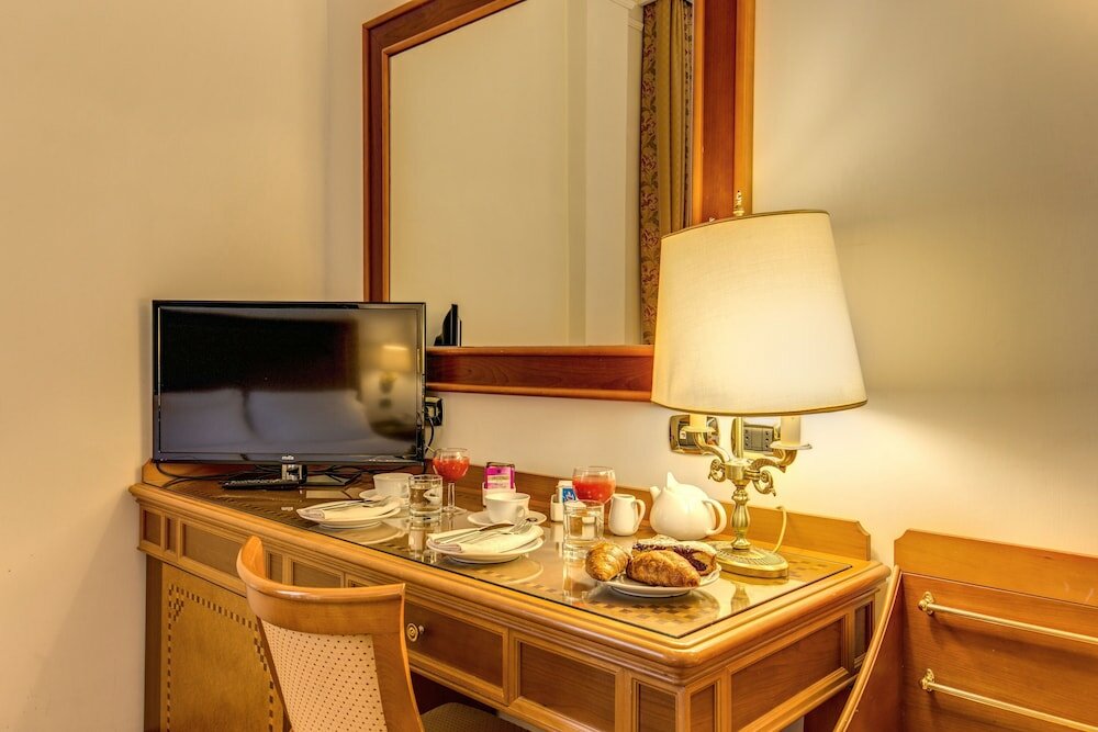 Фото Pinewood Hotel Rome