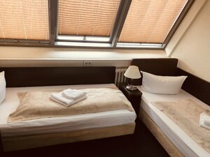 Гостиница Upper Room Hotel Kurfurstendamm