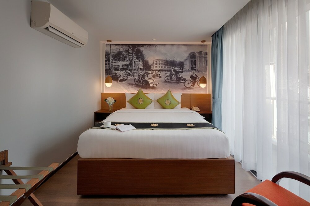 Фото Little Saigon Boutique Hotel