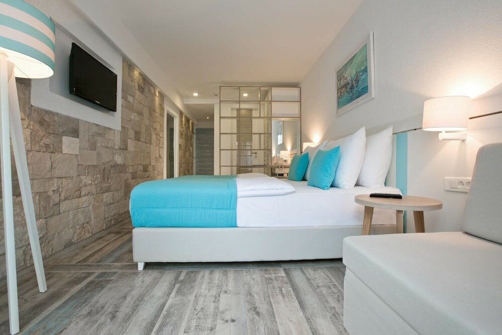 Фото Hotel Castellastva