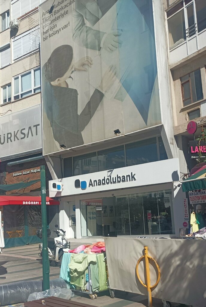 بنك Anadolubank Antalya Şubesi ، ، صورة