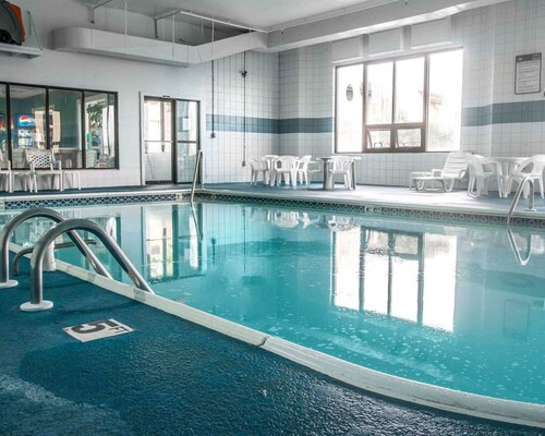Гостиница Baymont by Wyndham Flint Airport North