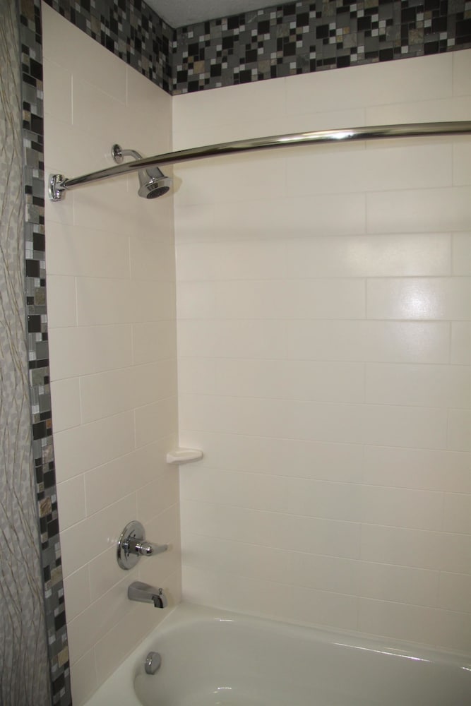 Фото Best Western Plus Jackson Downtown Colliseum