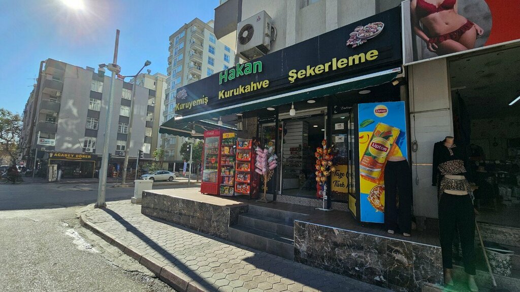 Nuts, snacks, dried fruits Cerezci, Adana, photo