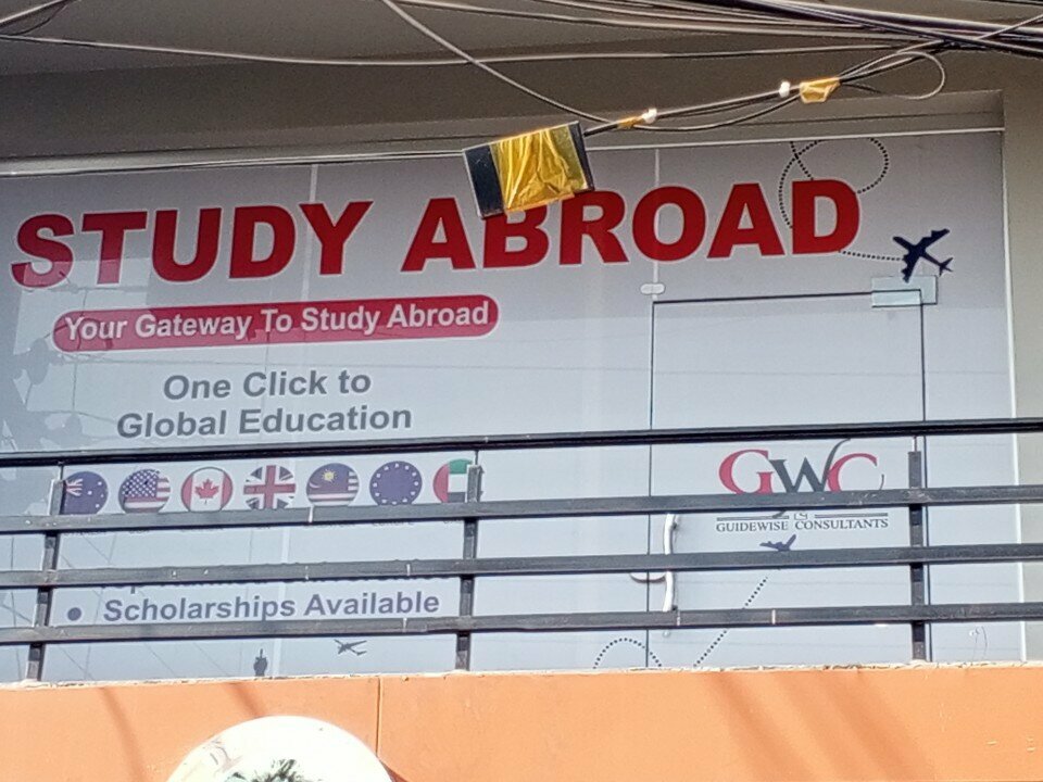 Travel agency Study abroad, Lahore, photo