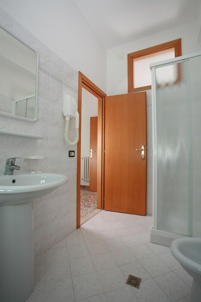 Фото Hotel Letizia