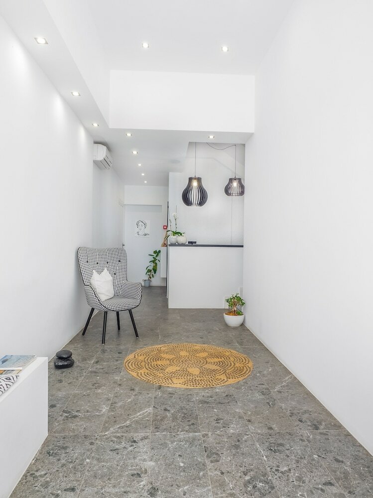 Фото Kalypso Suites Hotel