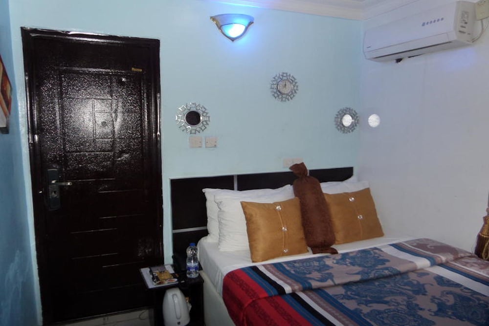 Фото Quietlane Residence